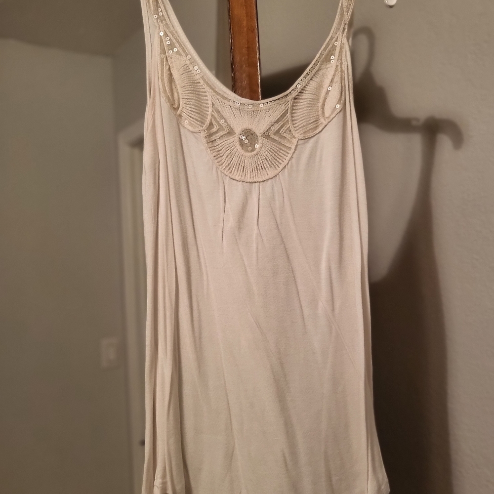 Charlotte Russe sequence tank